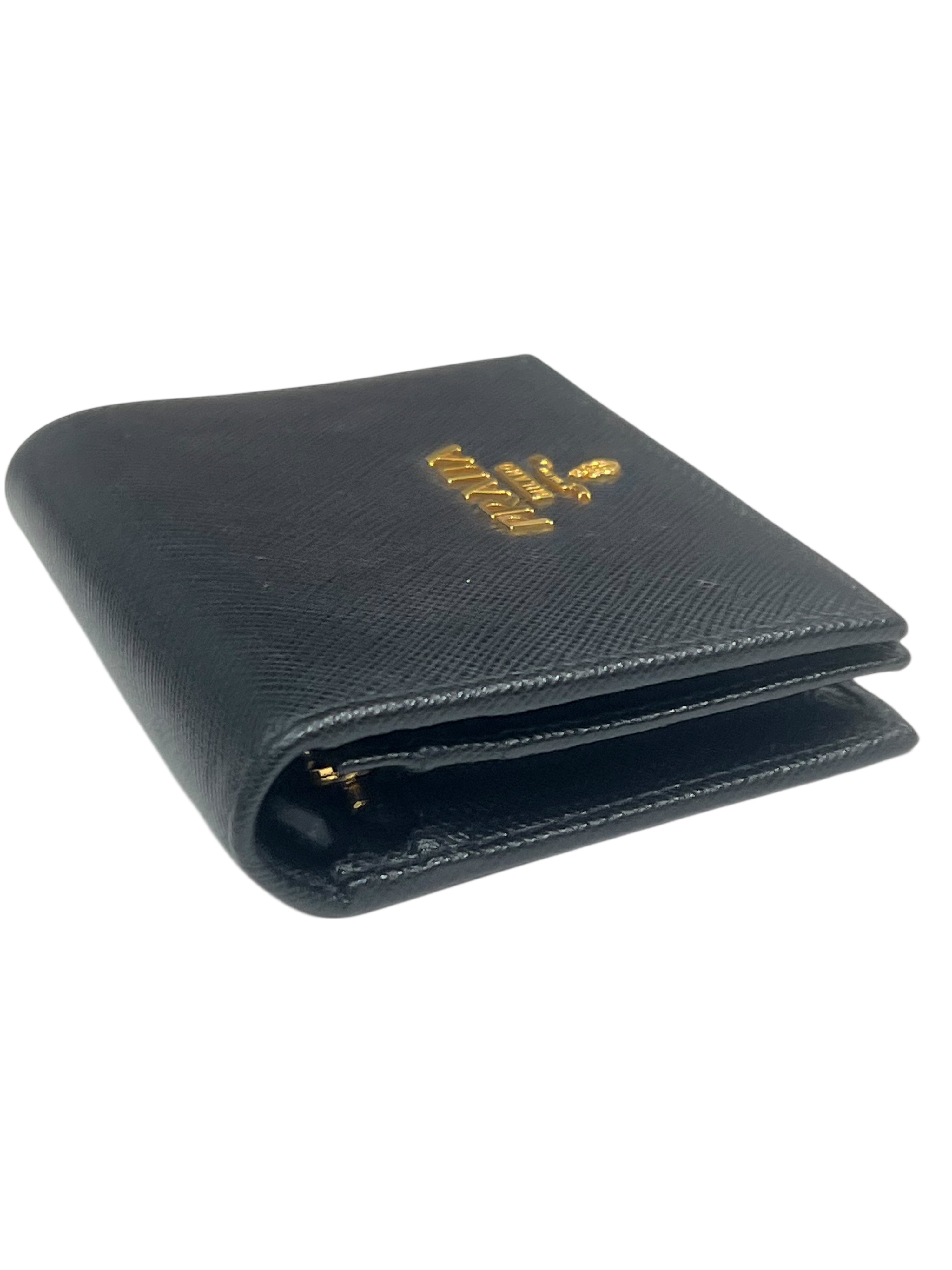 PRADA – Schwarzes Portemonnaie aus Saffiano-Leder
