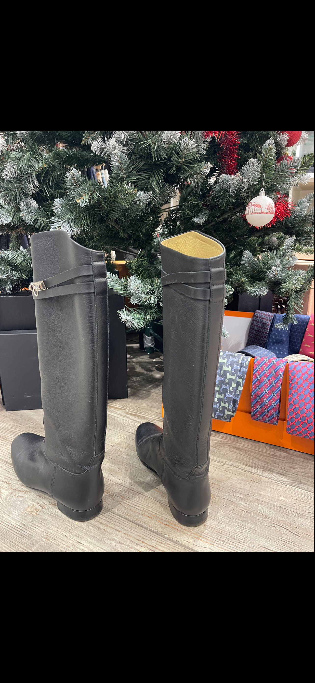 Hermès- bottes cavalières collier de chien  T37 1/2