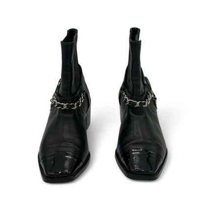 Chanel - Leather ankle boots size 38