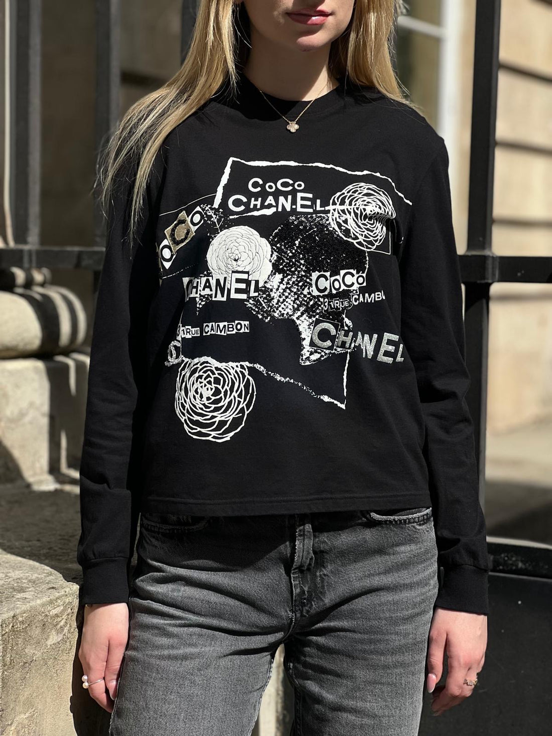 Chanel - T-shirt manches longues T36