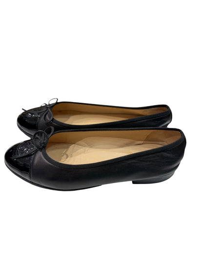 Chanel - Ballerines Classique T38 1/2 | Les Folies d’Eugénie