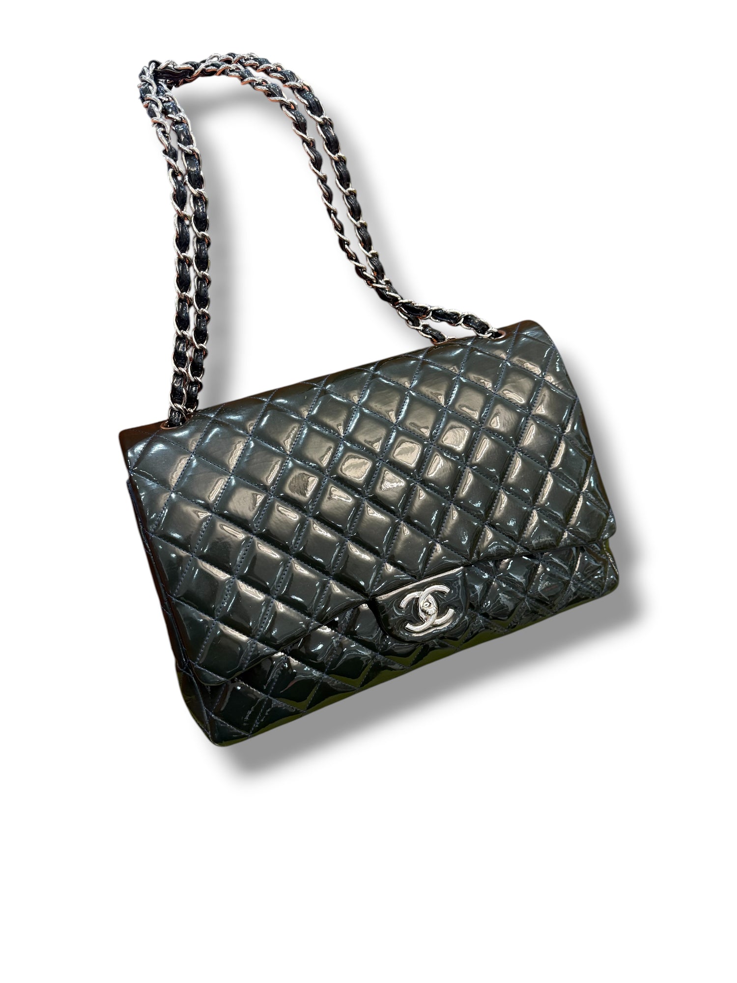 Chanel - Sac Classique 11:12 Maxi Jumbo en cuir vernis Vert