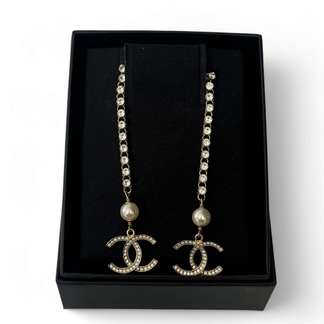 Chanel - Boucles d’oreilles strass