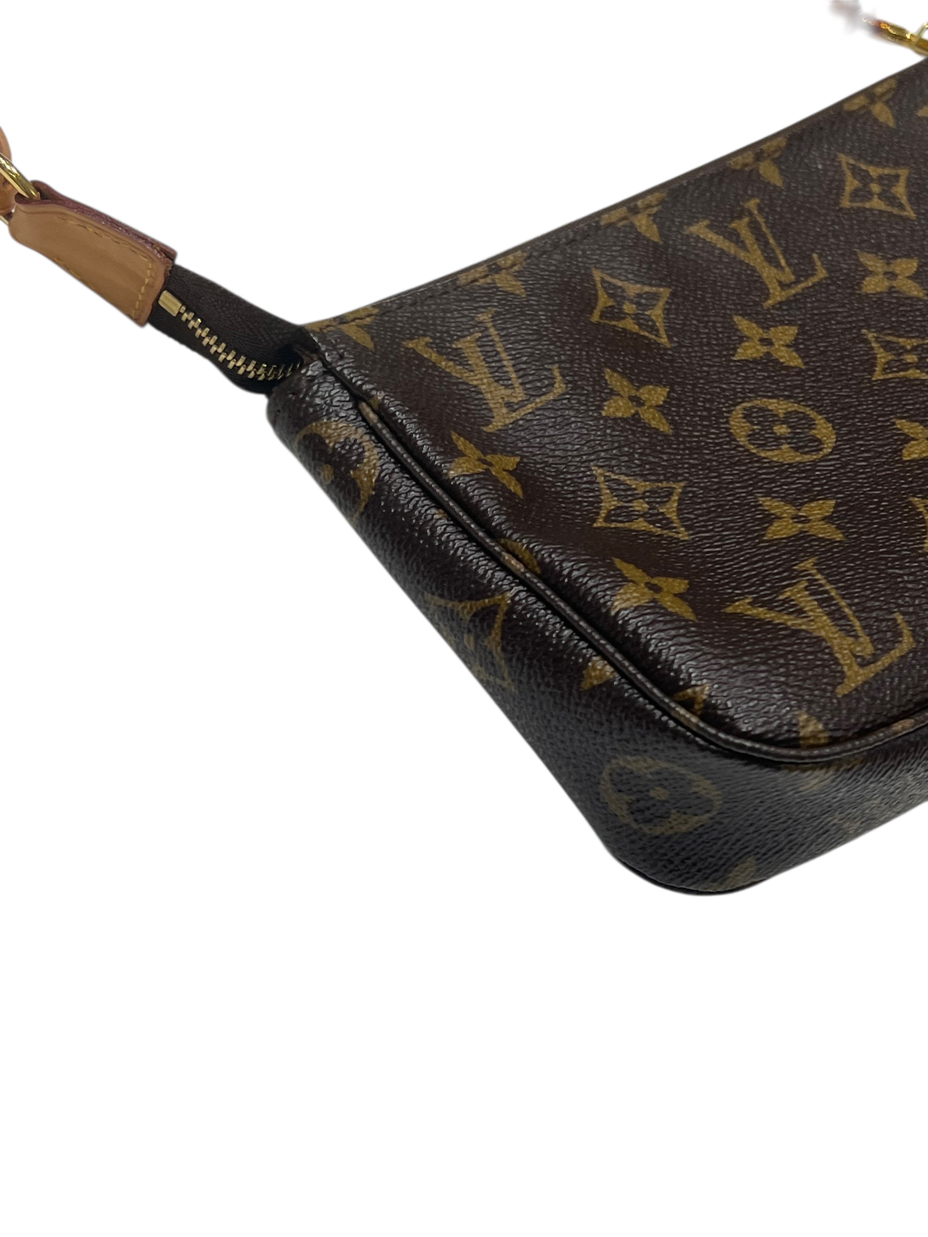 Louis Vuitton - Sac pochette toile monogramme