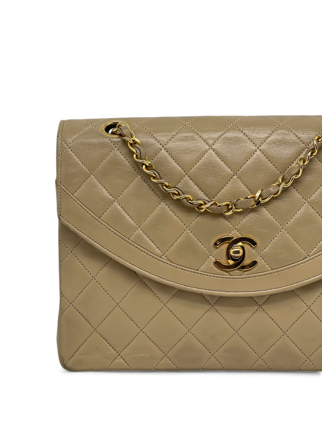 Chanel - Sac à main matelassé beige