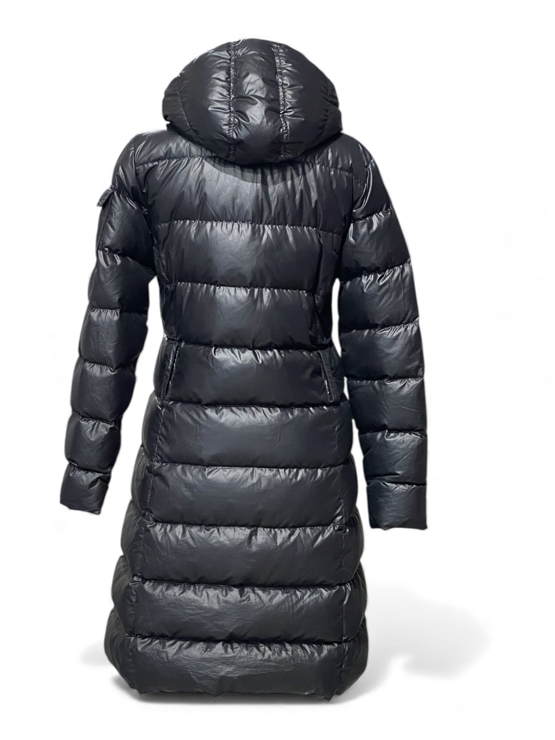 Moncler - Long down jacket T36