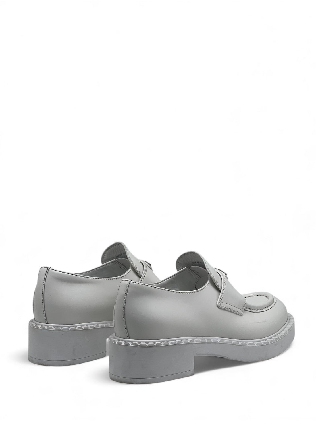 Prada - Mocassins Chocolat en cuir blanc T36,5