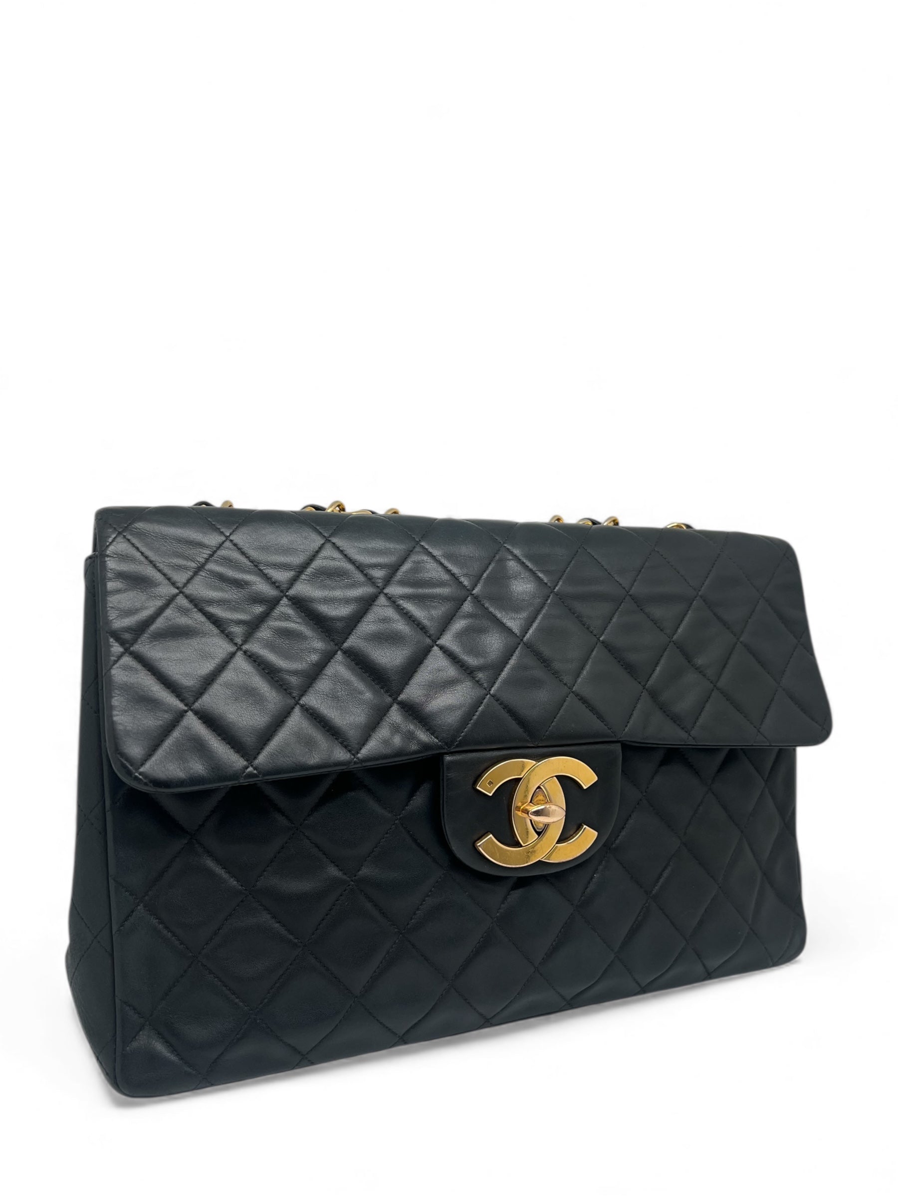 Chanel - Sac Maxi Jumbo vintage noir