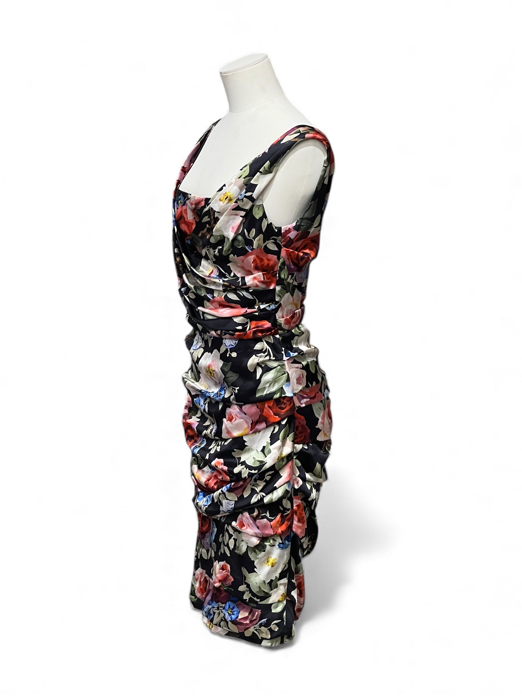 Dolce &amp; Gabbana -  Robe en soie avec fleurs T40