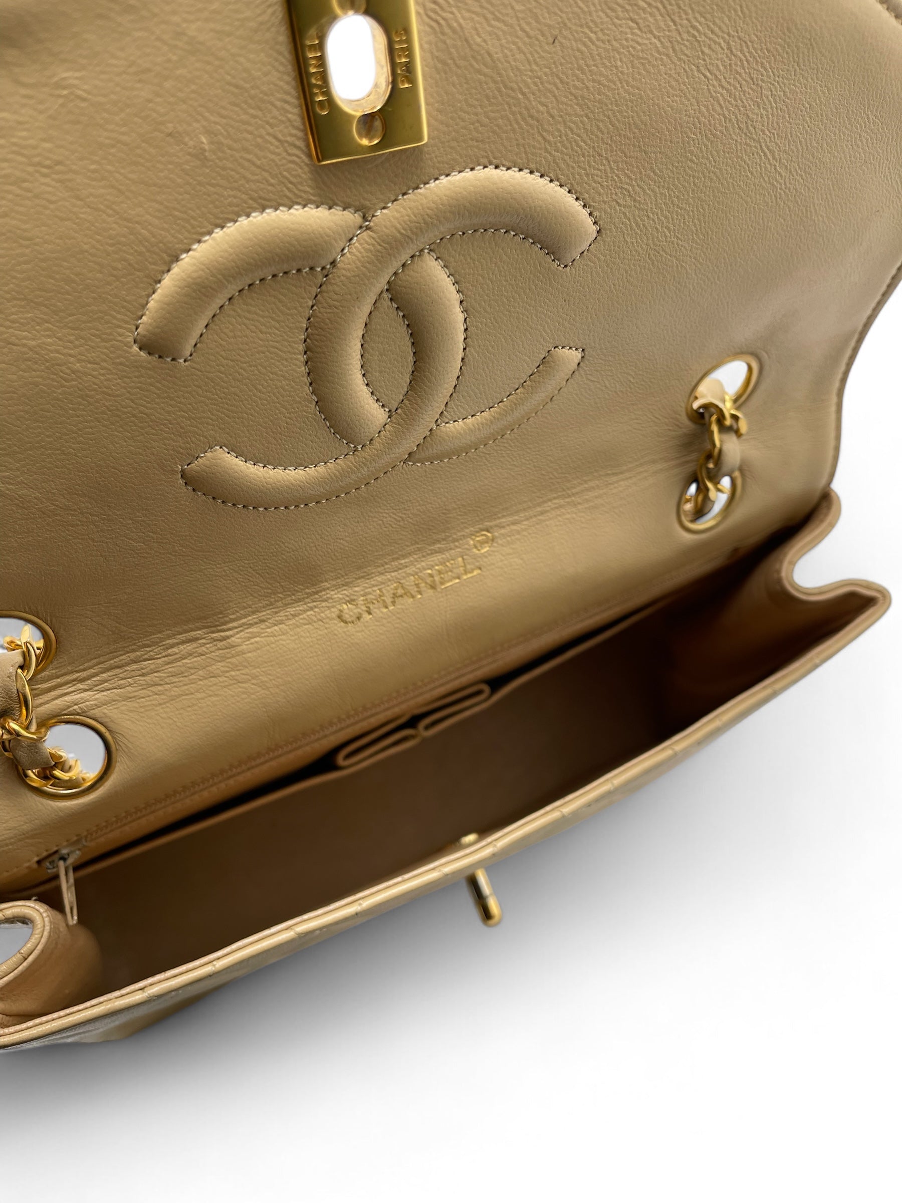 Chanel - Borsa trapuntata beige