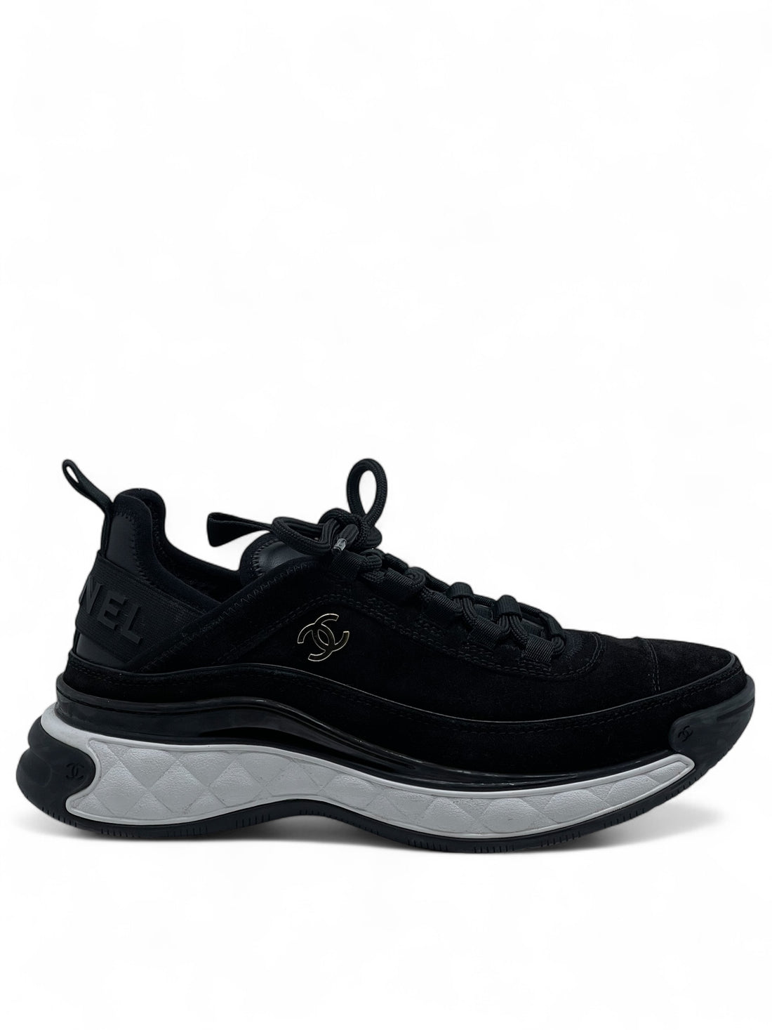 Chanel - Baskets basses en suède T38
