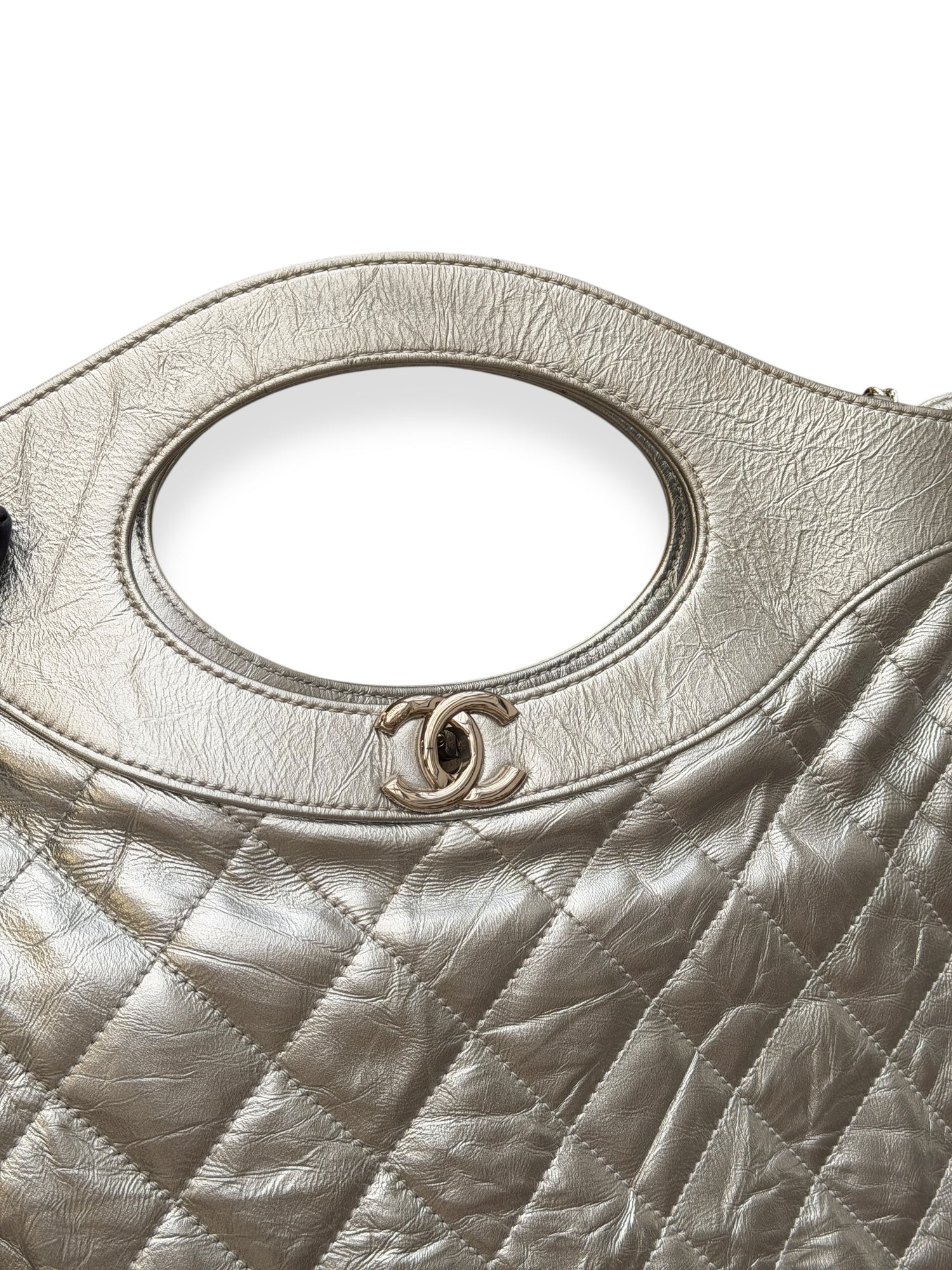 Chanel - Sac Hobo Argenté | Les Folies d’Eugénie