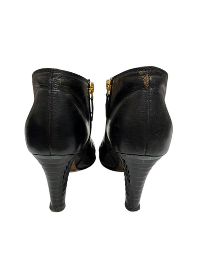 Chanel - Bottines en cuir lisse et bout vernis T36,5