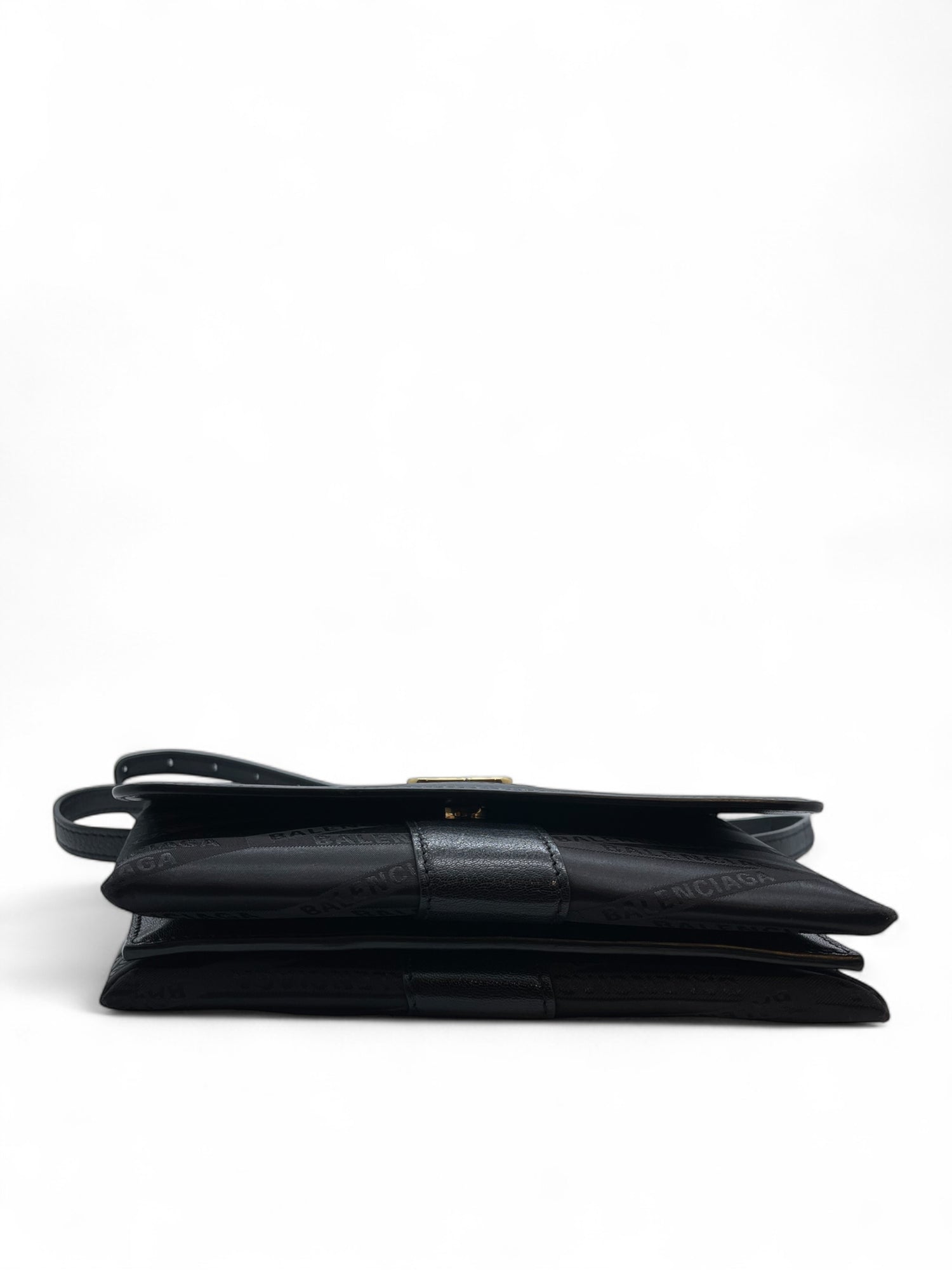 Balenciaga - Sac Shift en cuir et nylon noir