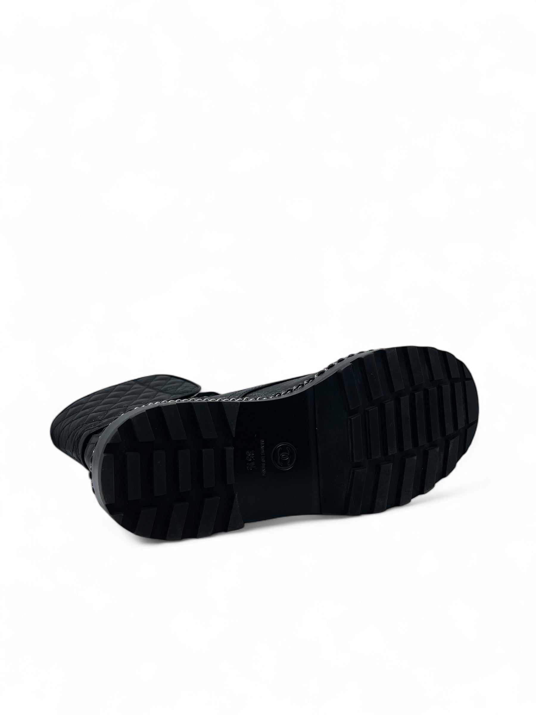 Chanel - Boots en cuir noir avec perles T35,5