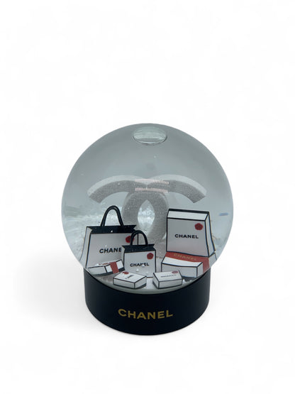 Chanel - Boule à neige