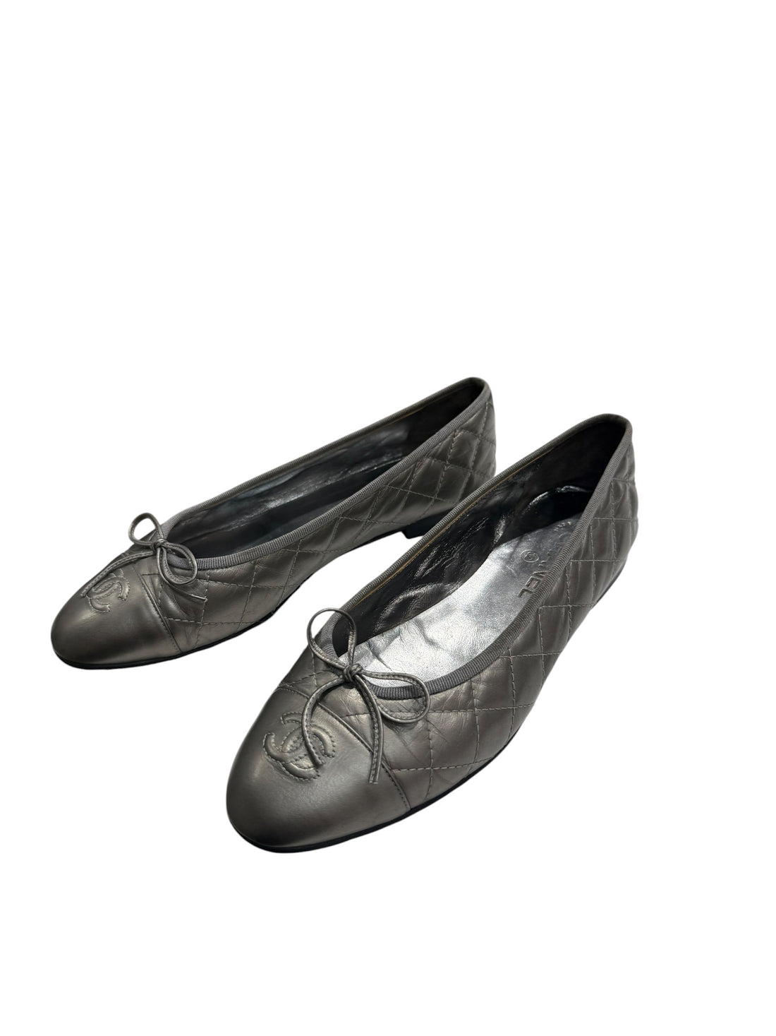 Chanel - Ballerines matelassées T40