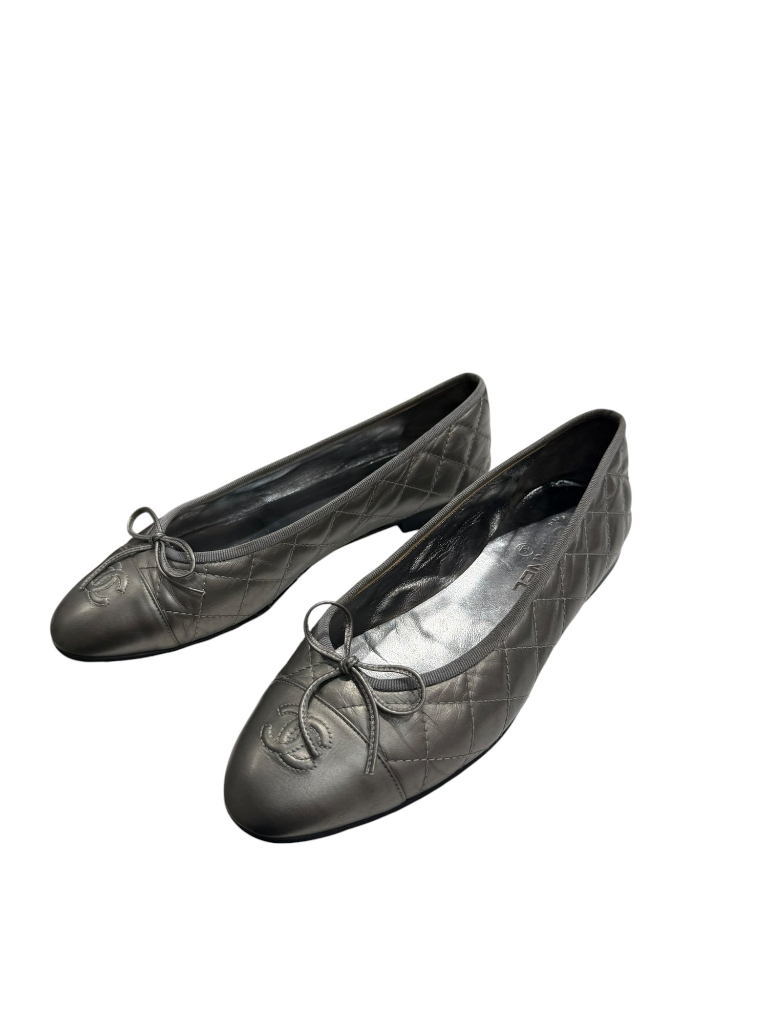 Chanel - Ballerines matelassées T40