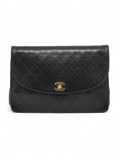 Chanel - Sac noir bandoulière classique