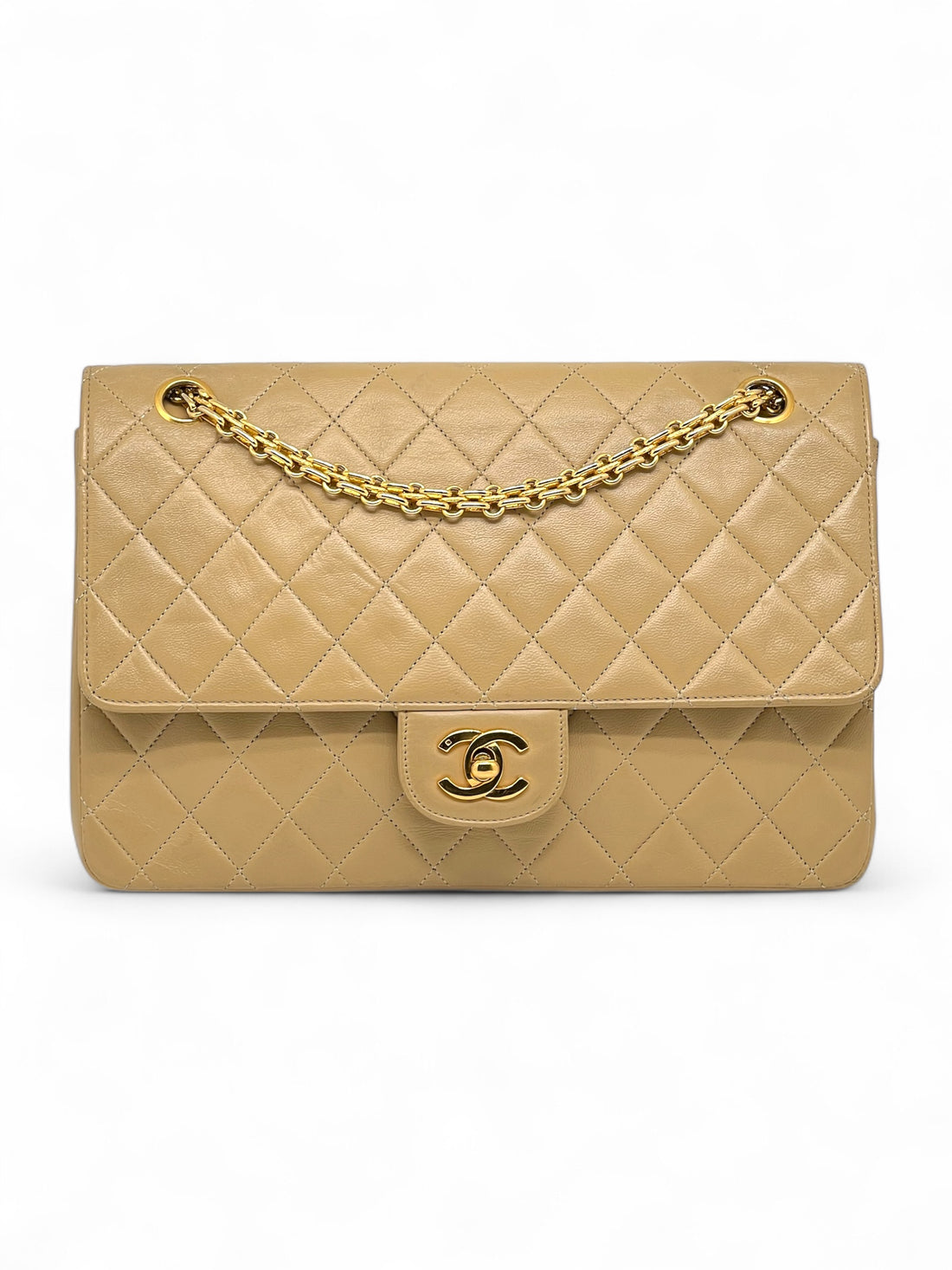 Chanel - Sac beige avec chaîne grain de riz