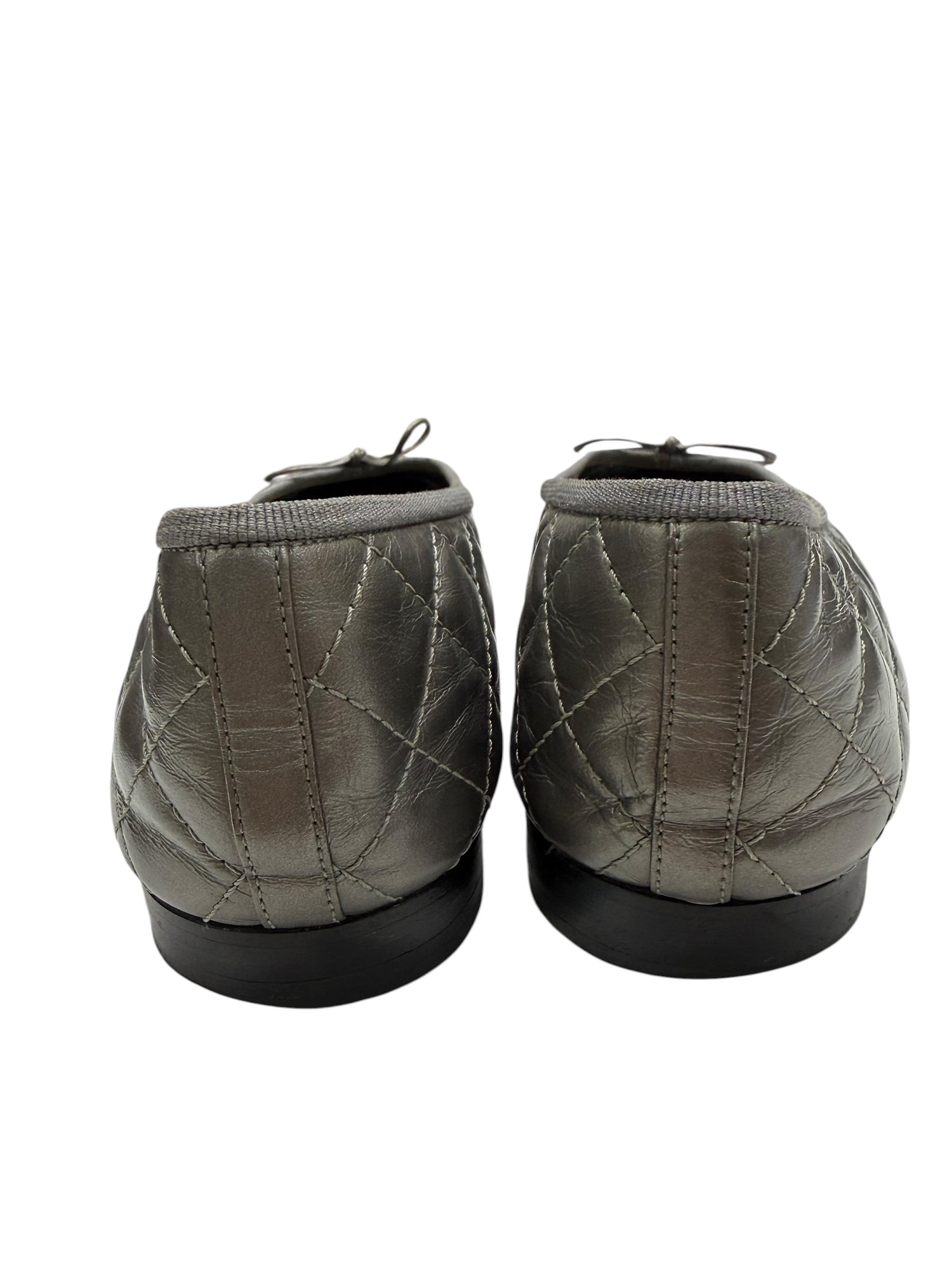 Chanel - Ballerines matelassées T40