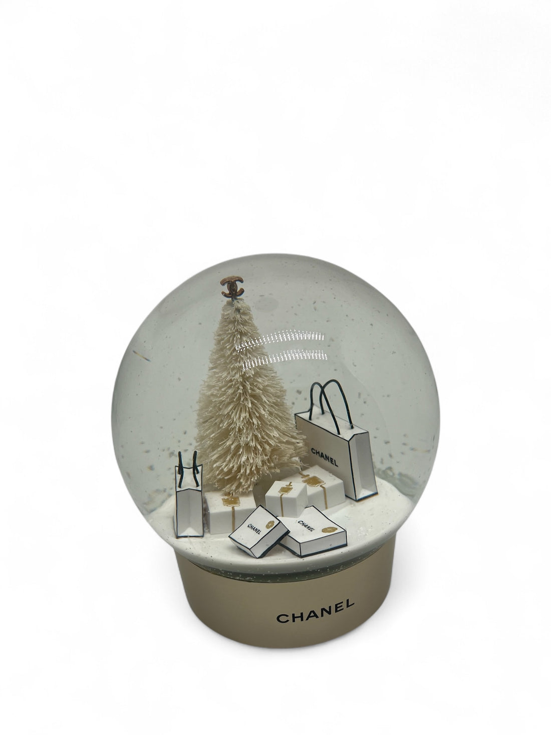 Chanel - Große goldene Schneekugel im Winterstil
