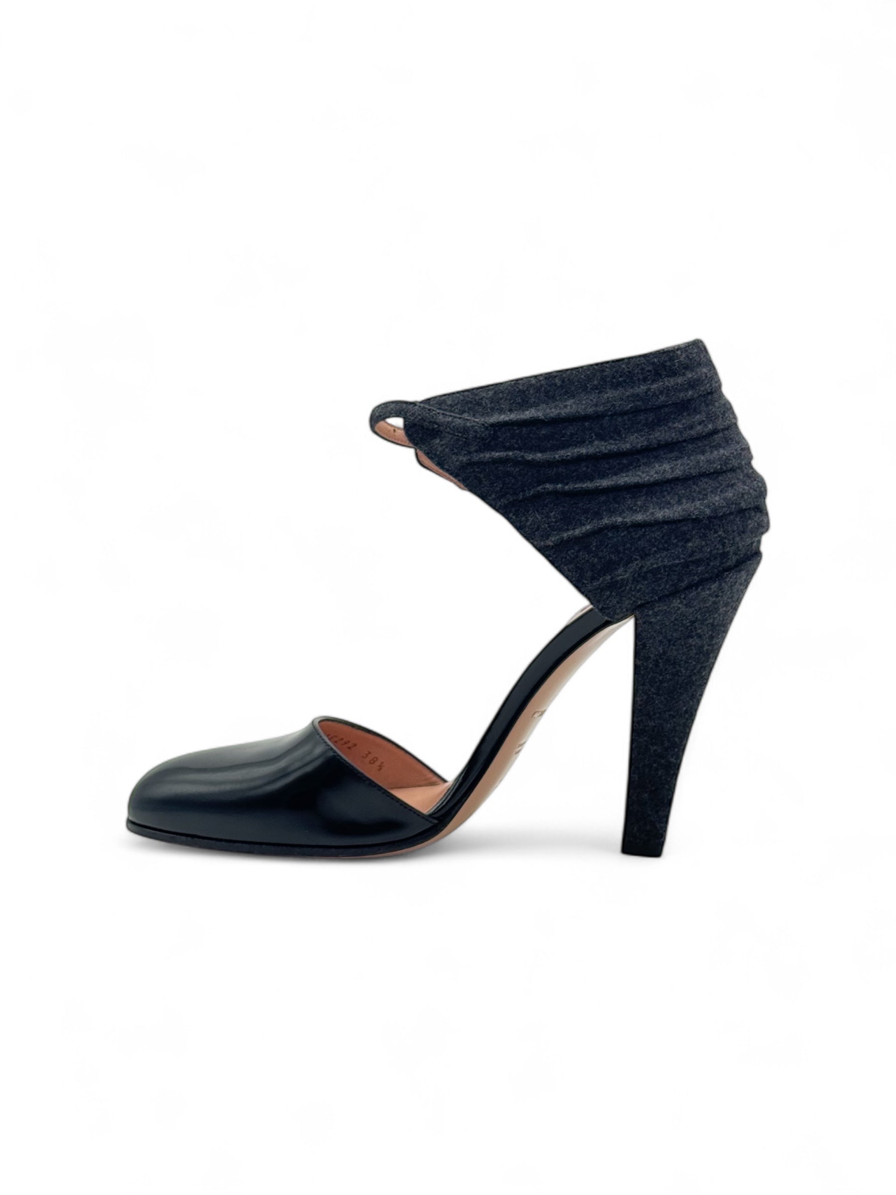 Giorgio Armani - Absatzschuhe mit Riemen in Grau und Schwarz Gr. 38,5