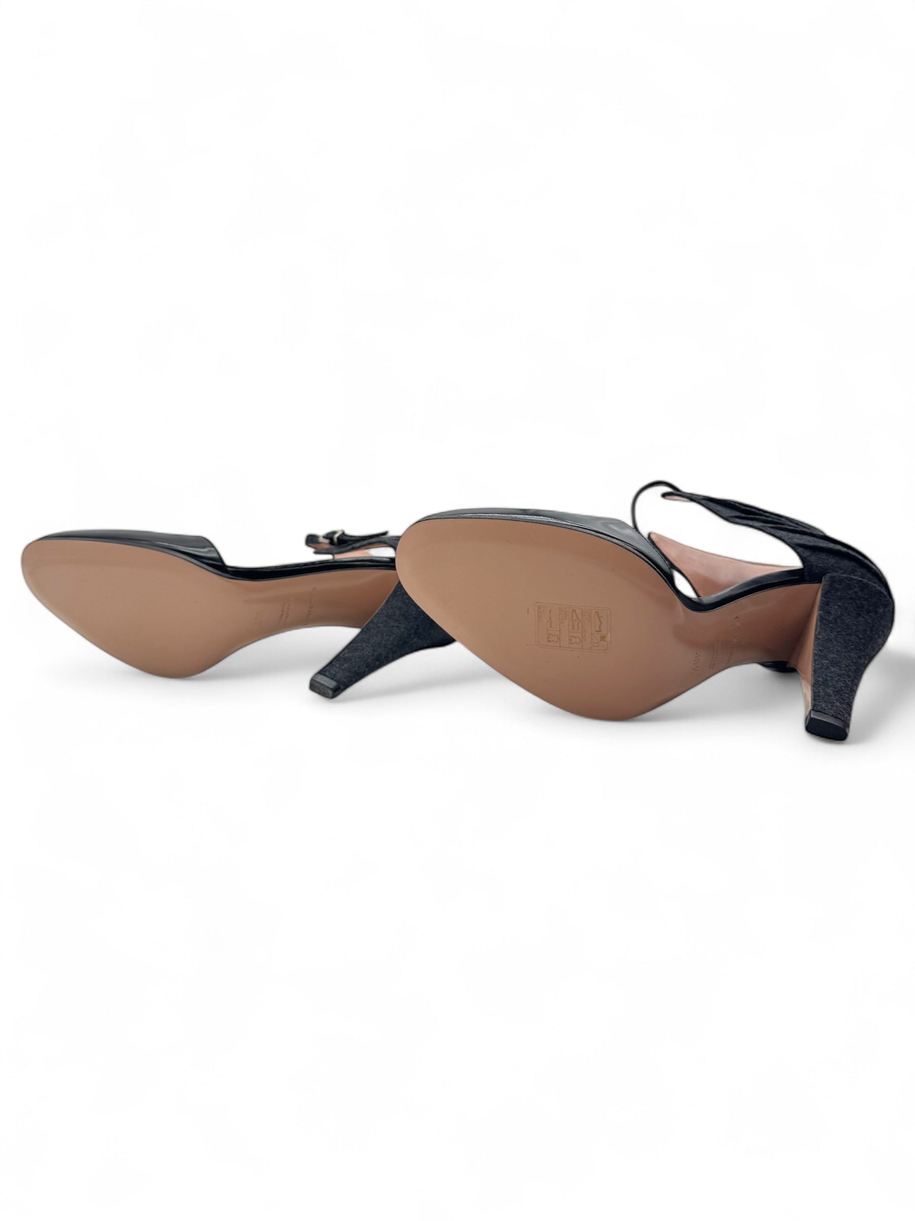 Giorgio Armani - Absatzschuhe mit Riemen in Grau und Schwarz Gr. 38,5
