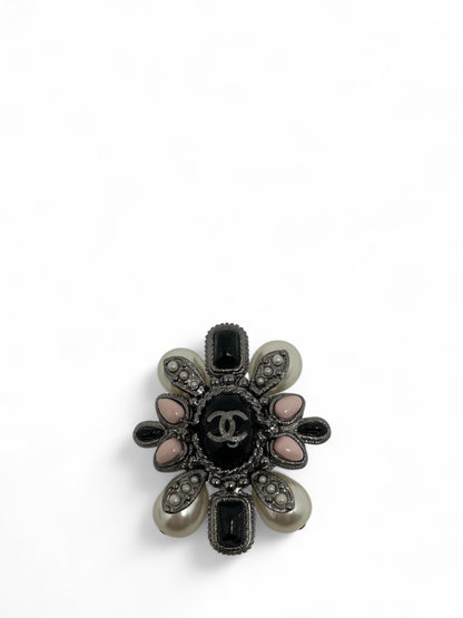 Chanel - Broche multicolore