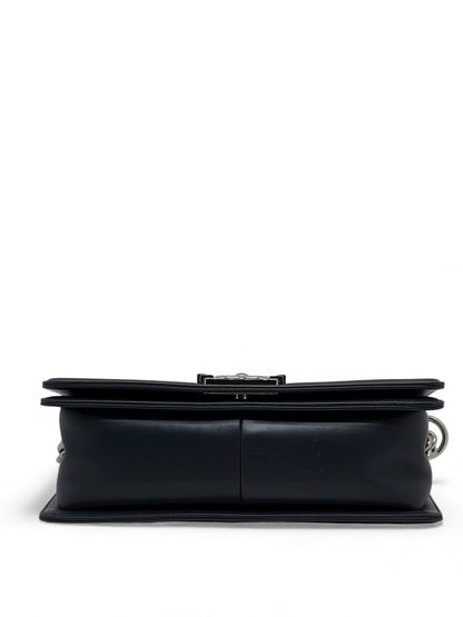 Chanel - Sac Boy chevron bleu marine