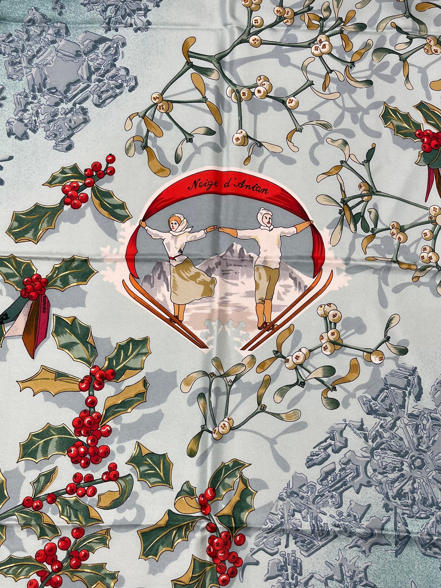 Hermès - Carré 90 « Neige d’Antan »