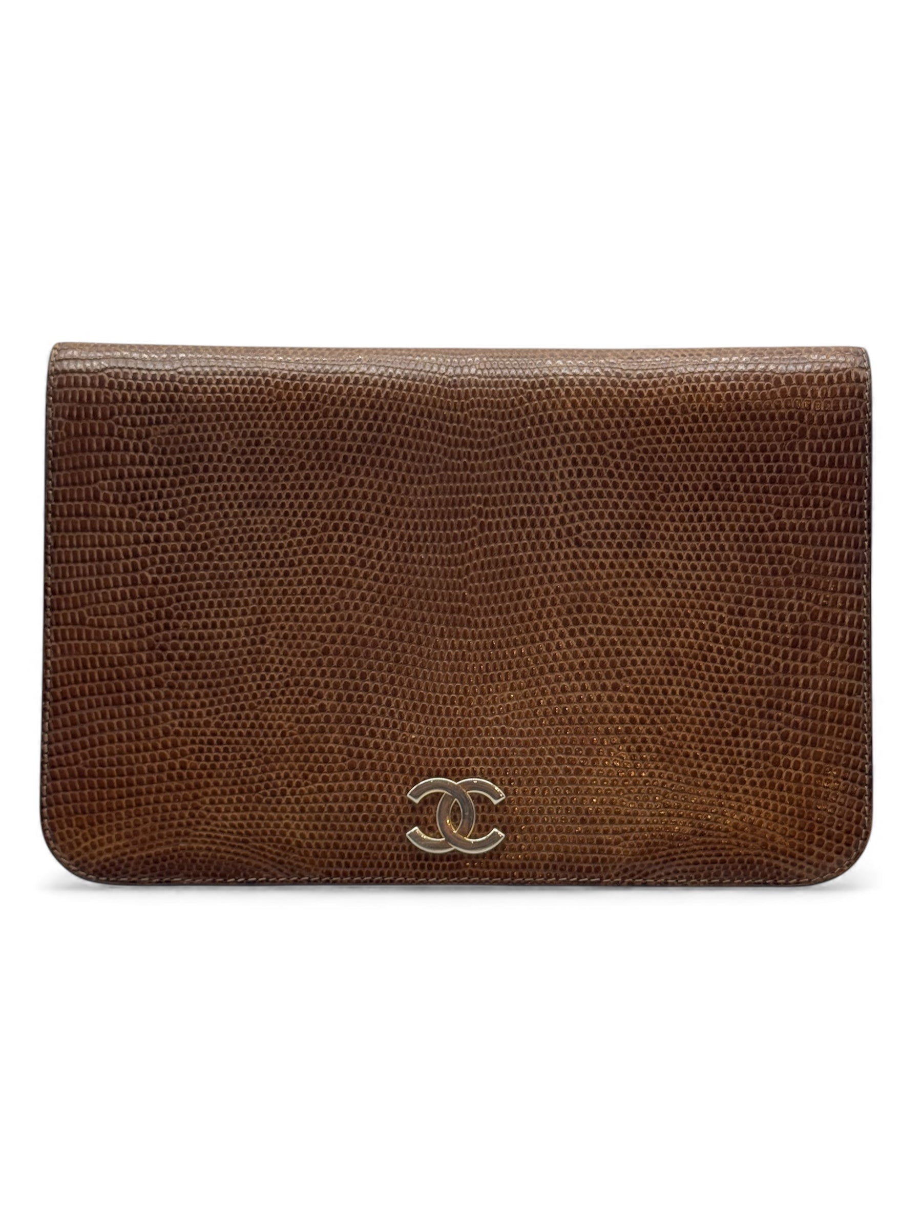 Chanel - Schultertasche mit Klappe braun