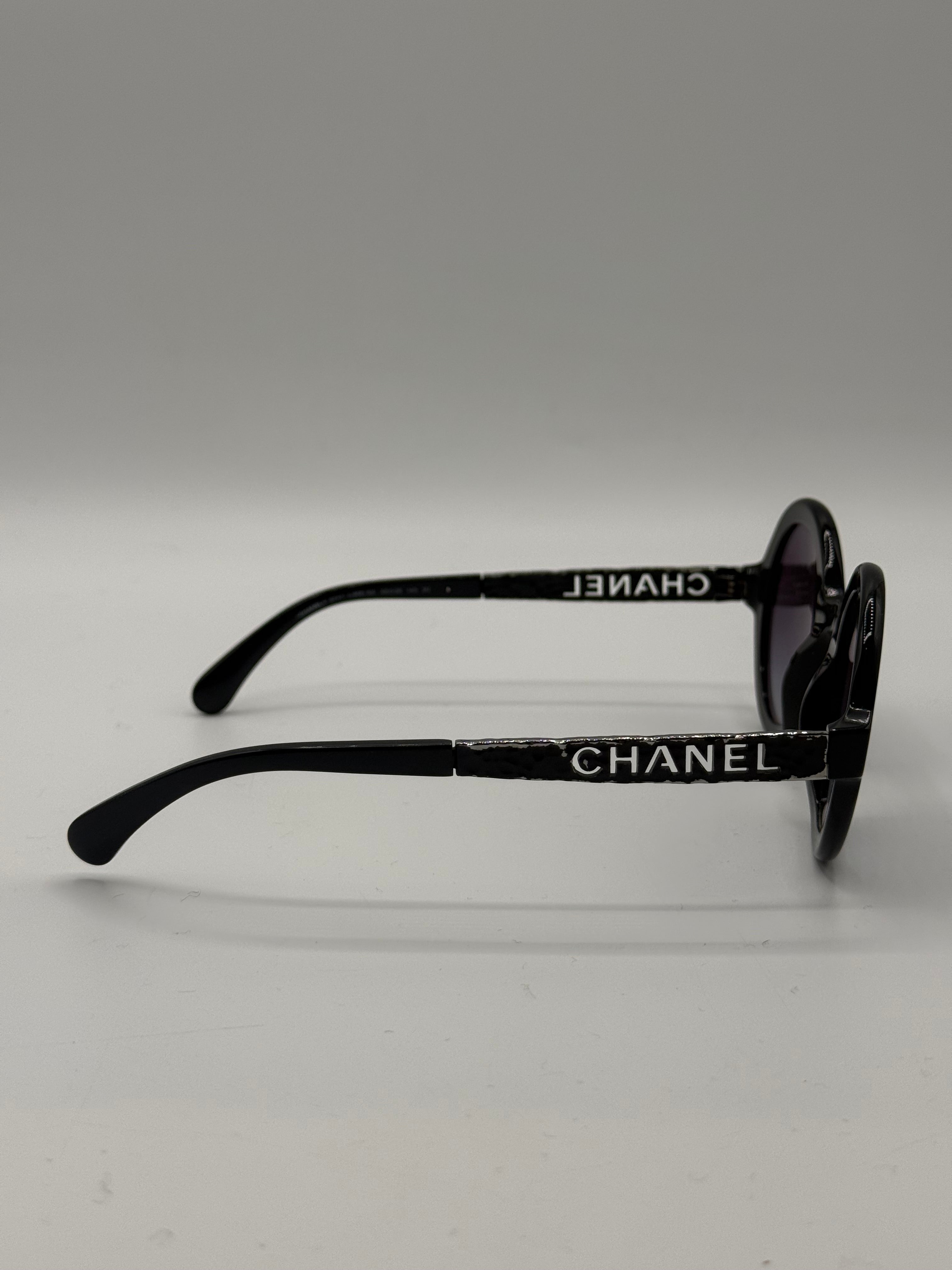 Chanel - Round sunglasses