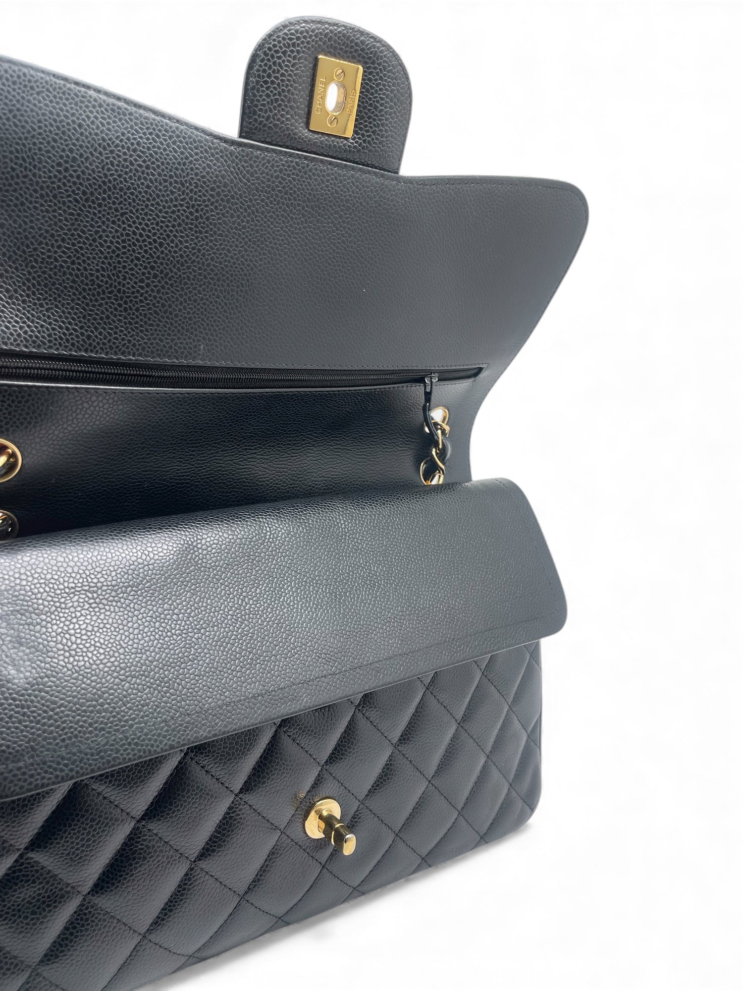 Chanel - Sac Jumbo cuir caviar