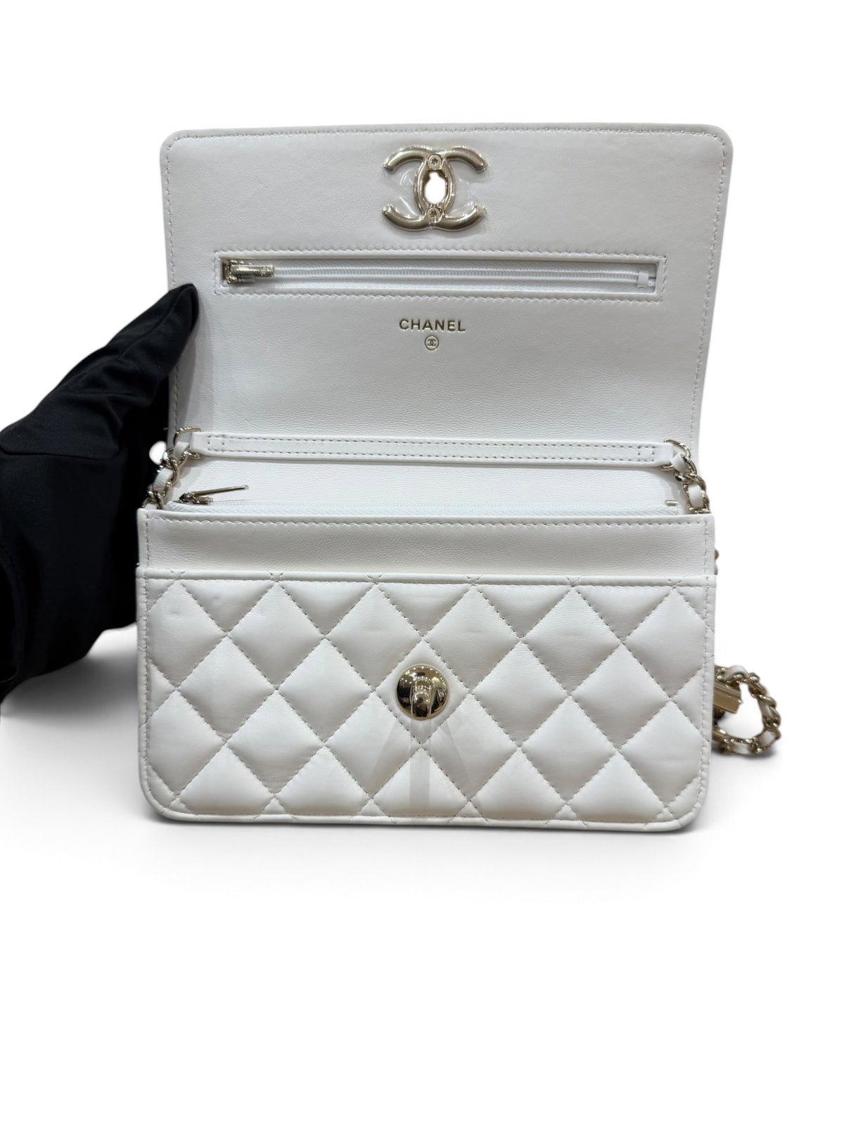 Chanel - Sac Wallet on chain