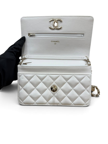 Chanel - Sac Wallet on chain