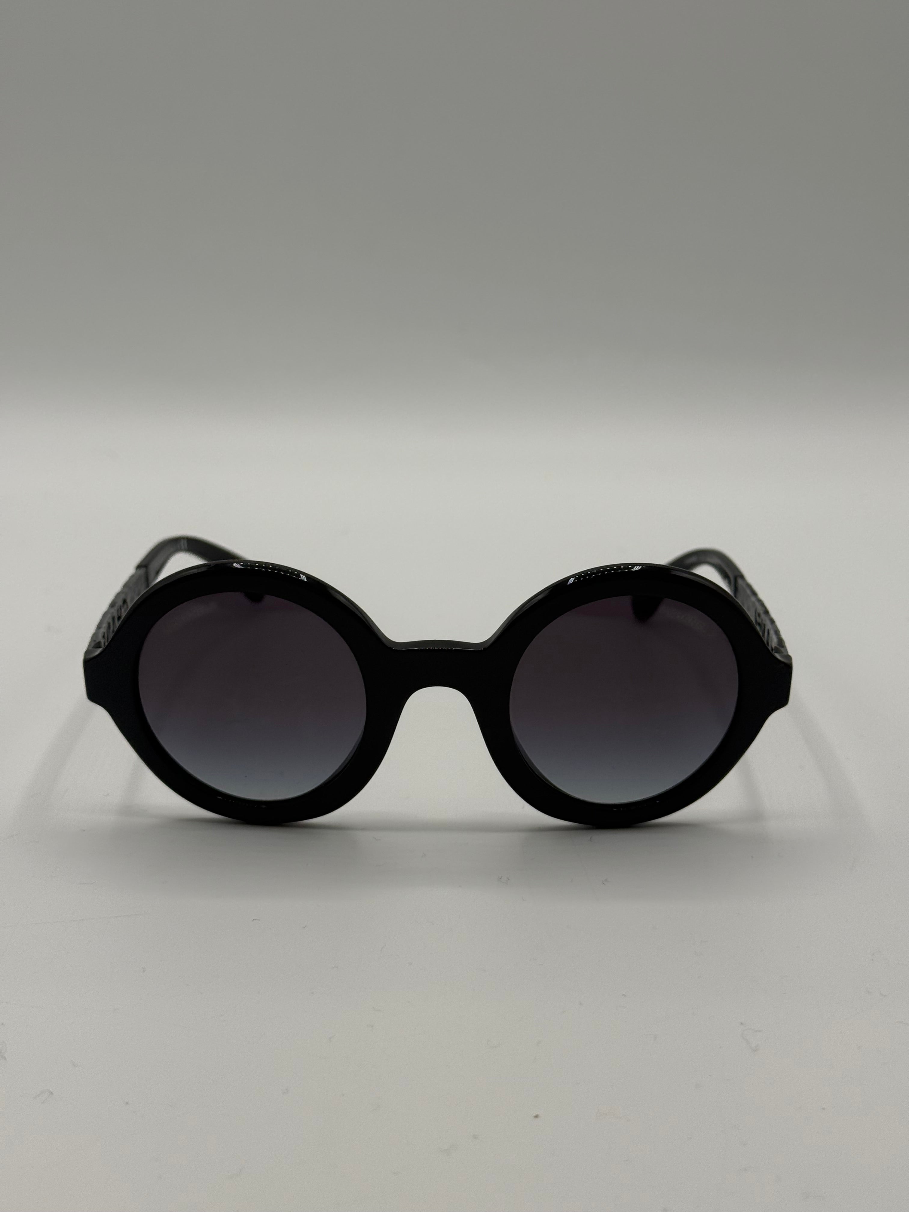 Chanel - Round sunglasses