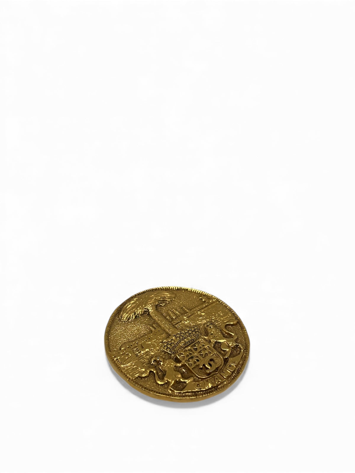 Chanel - Gold brooch