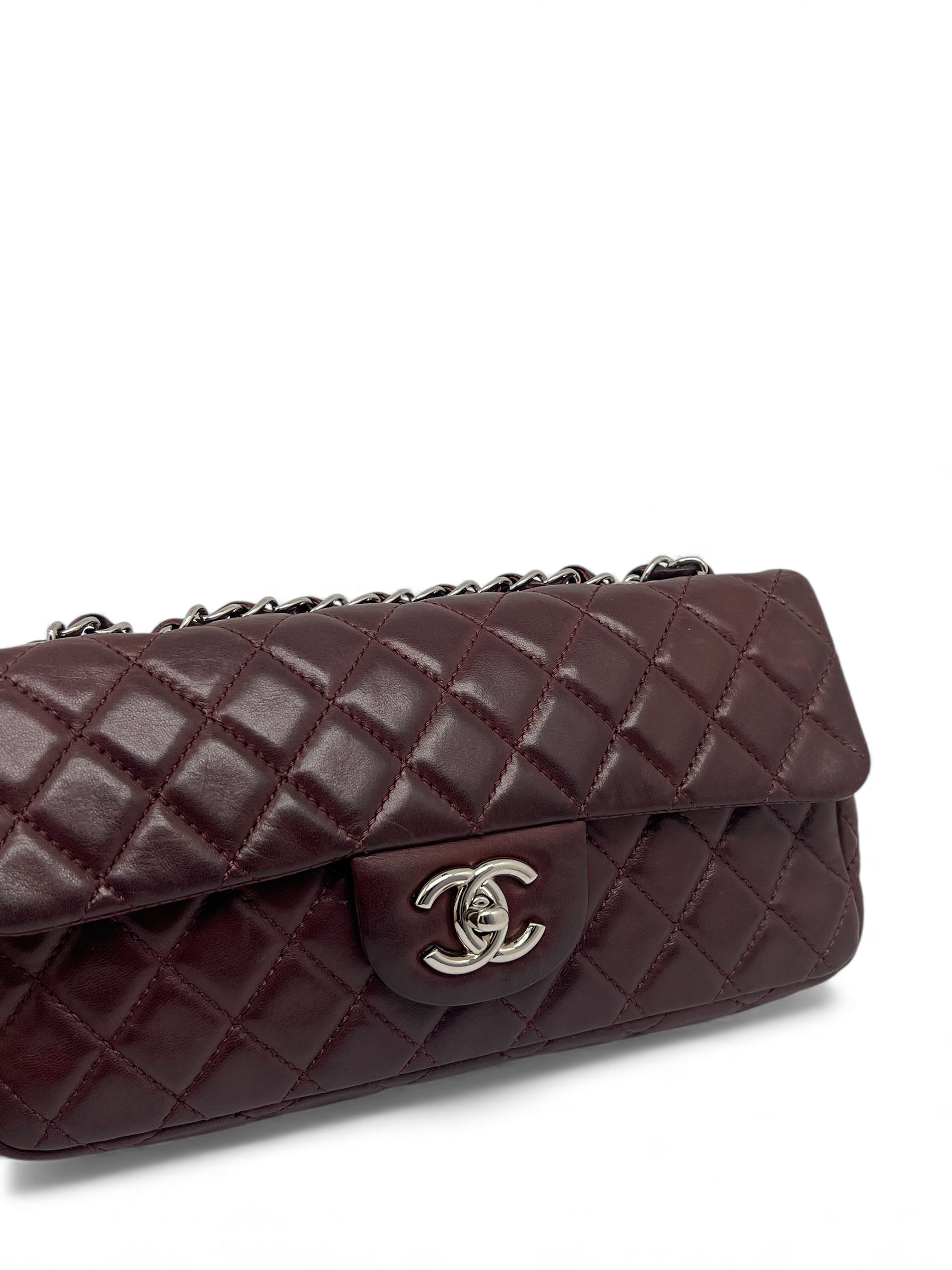 Chanel - Sac Bandoulière Classique cuir bordeaux