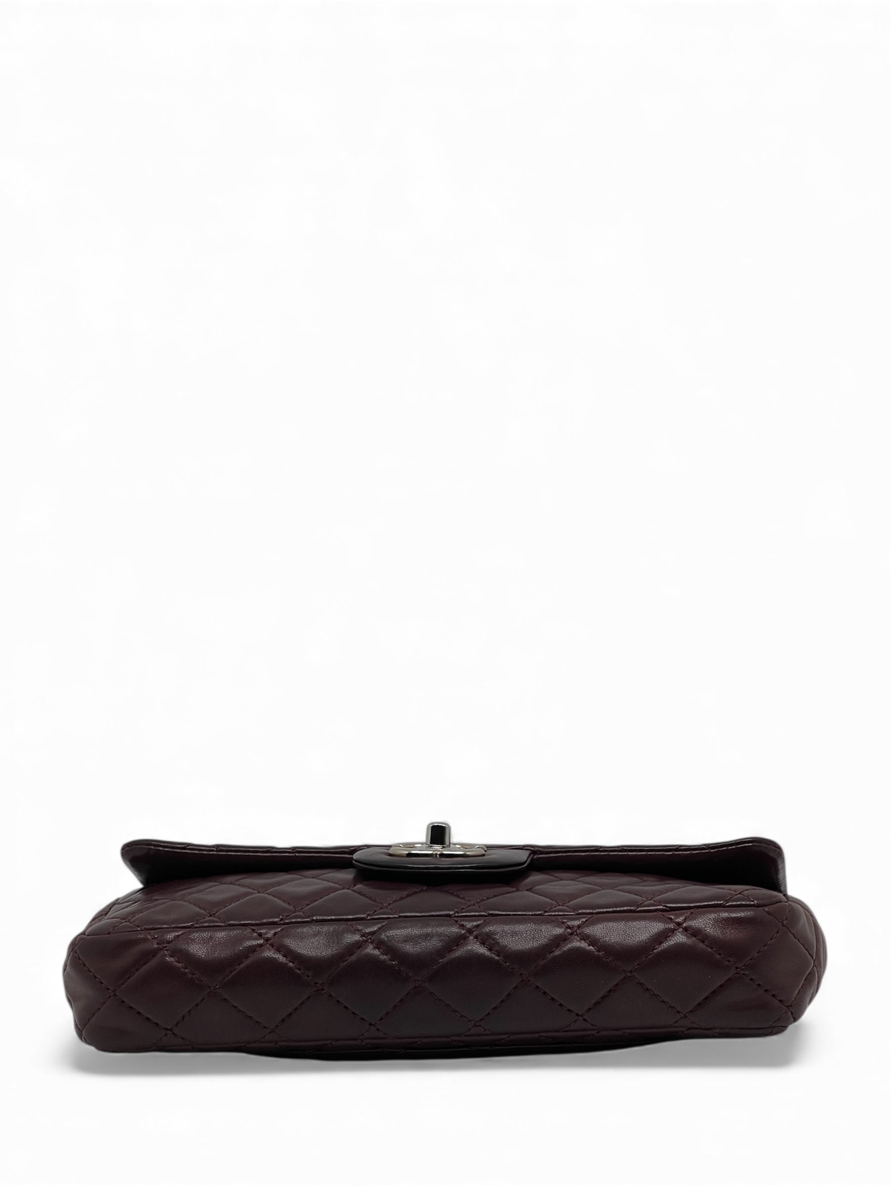 Chanel - Sac Bandoulière Classique cuir bordeaux