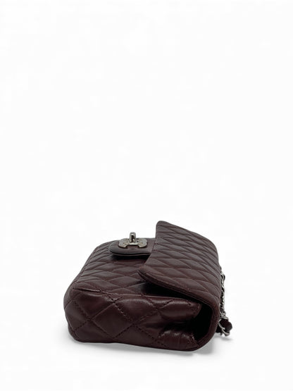 Chanel - Sac Bandoulière Classique cuir bordeaux