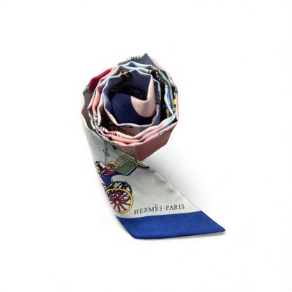 Hermès - Twilly Les Voitures Exquises en soie