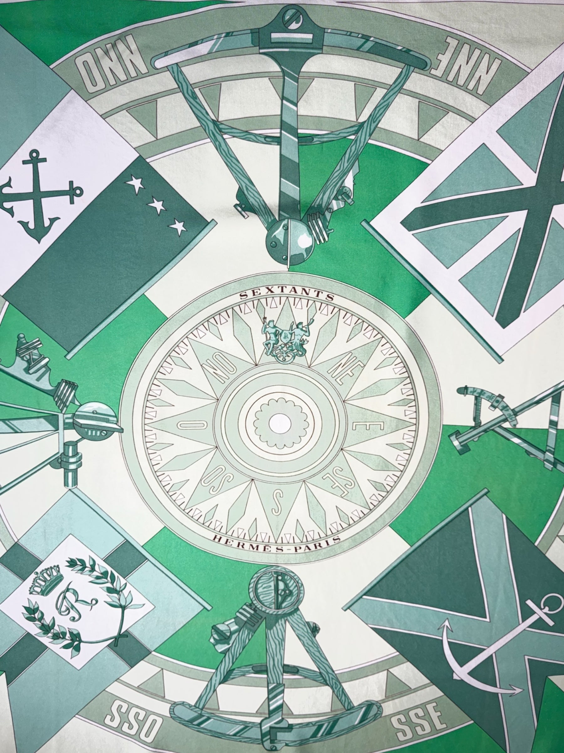 Hermès - Carré 90 « Sextants » vert