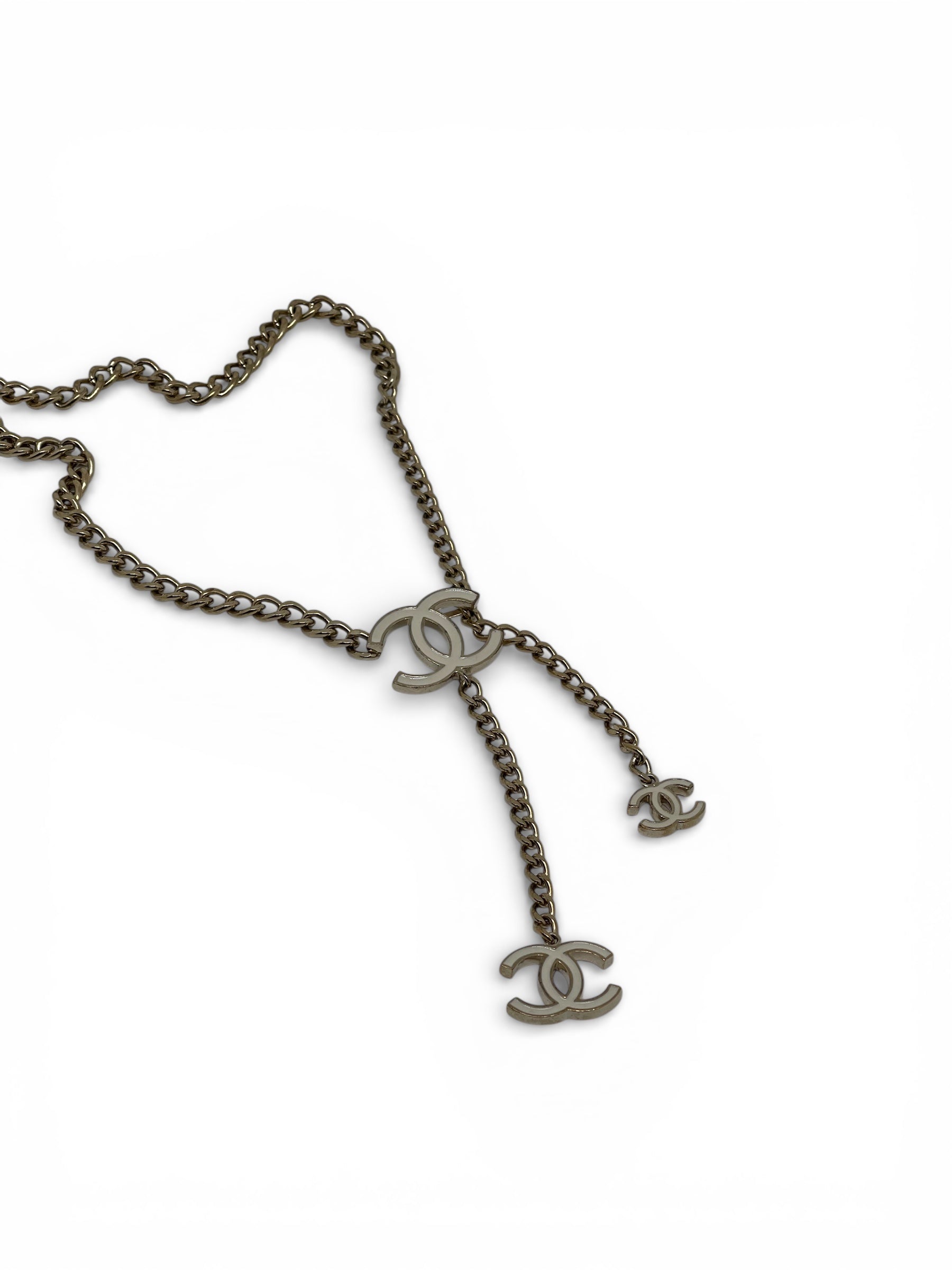 Chanel - Chain belt with beige CC