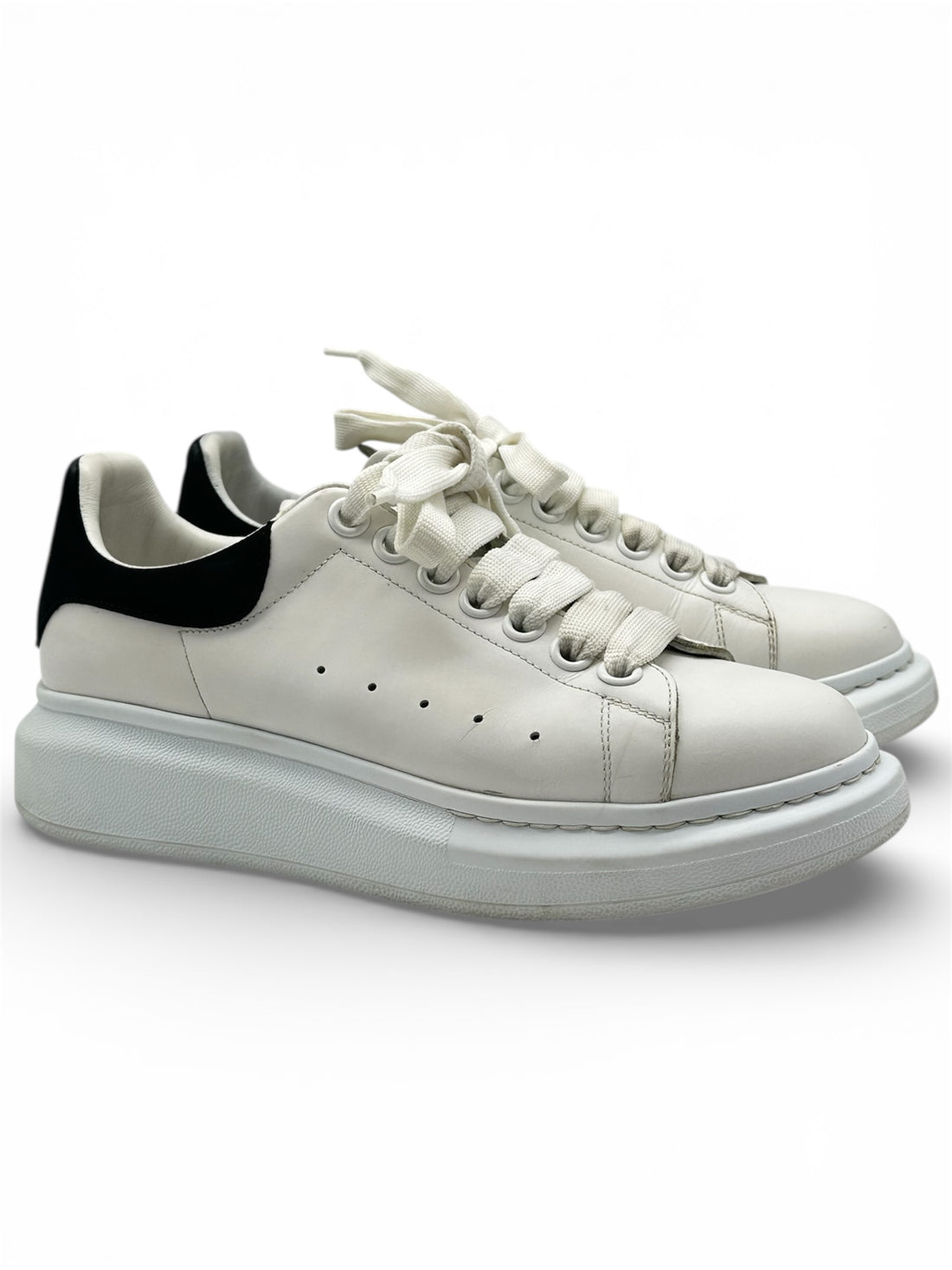Alexander McQueen - Baskets McQueen Oversized Blanche T36,5