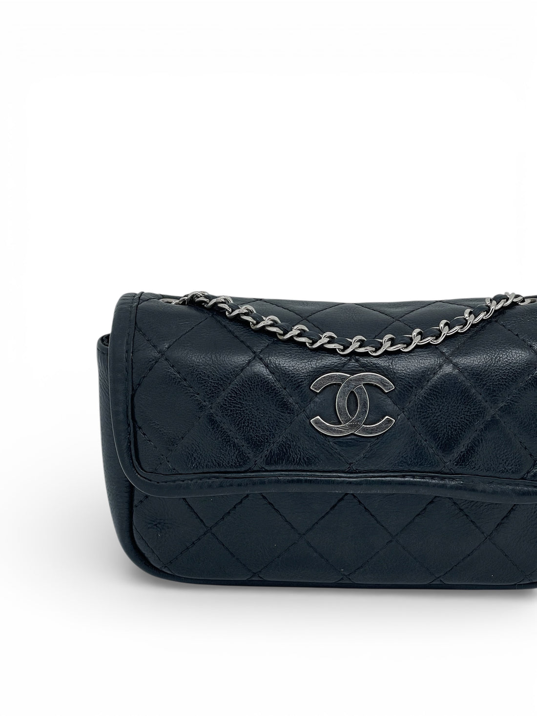 Chanel - Sac à main en cuir grainé