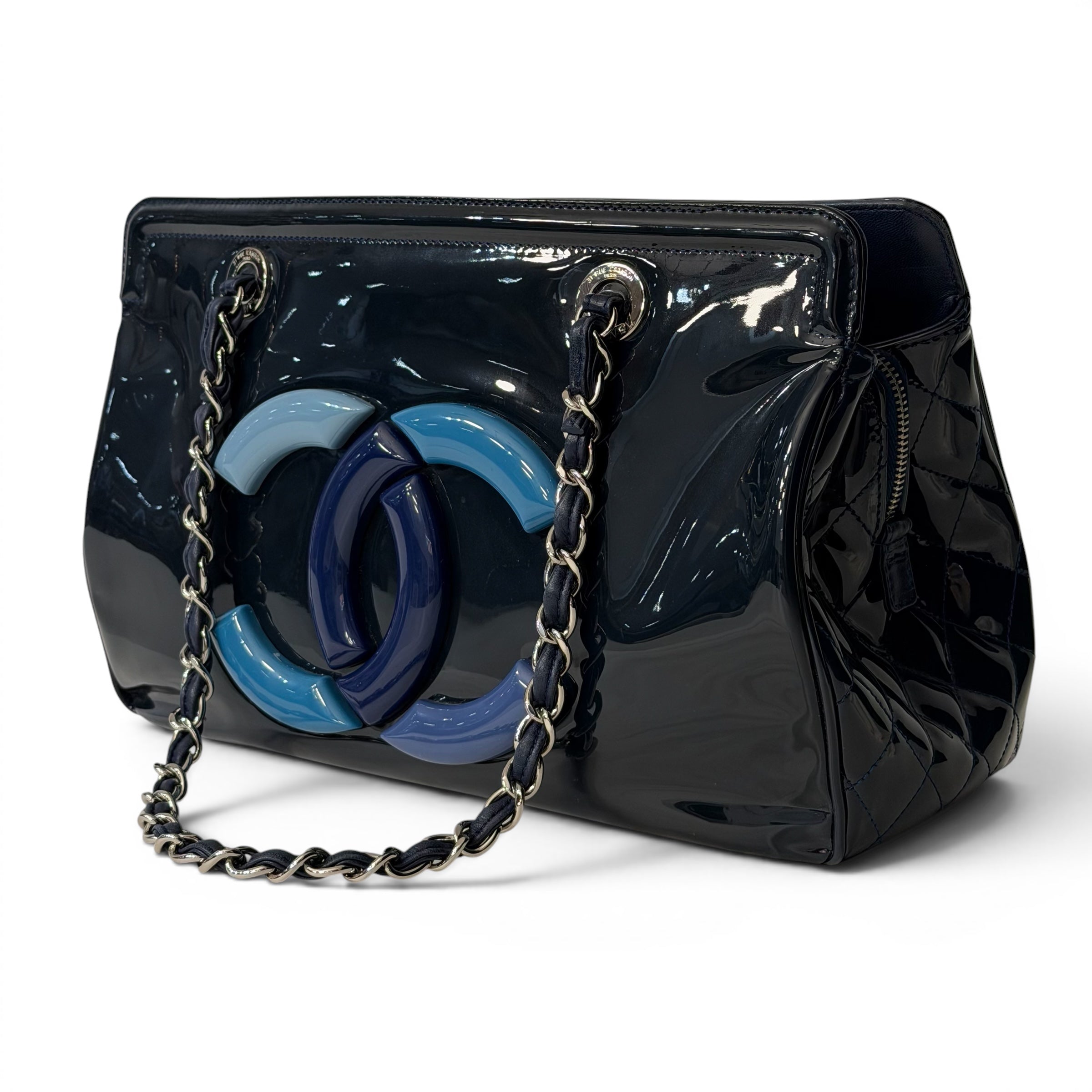 Chanel - Sac en cuir vernis bleu marine vintage