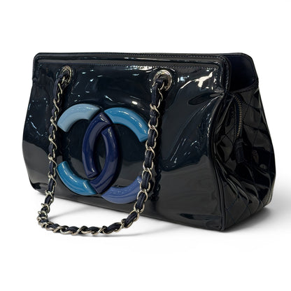 Chanel - Sac en cuir vernis bleu marine vintage