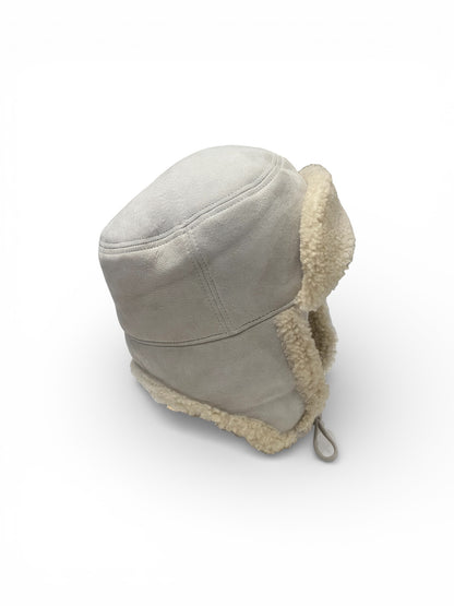 Hermès -  Chapka beige en agneau T56