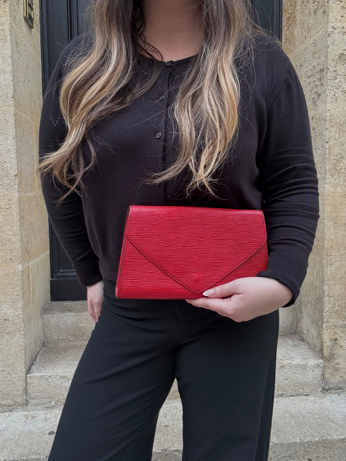 Louis Vuitton - Pochette in pelle épi rossa